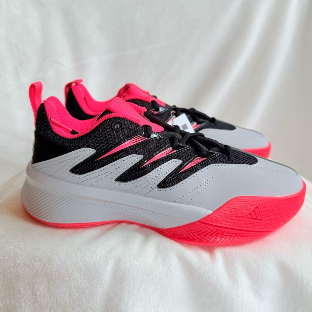 Dame Certified 3 J Basketball Shoes Color:Black/Lucid Red/Grey (big kid) size 5